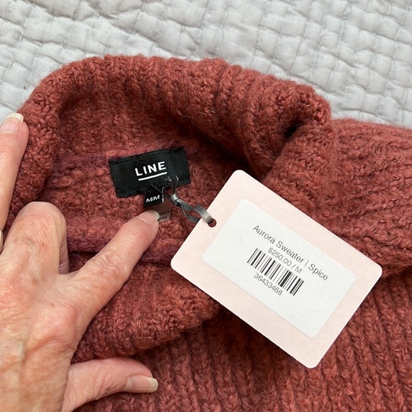 LINE (the Label) sweater. - Picture 4 of 6